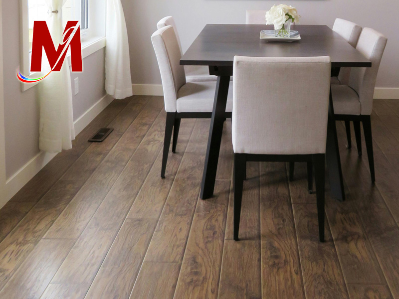 https://www.maestripierirappresentanze.it/immagini_news/548/rimettere-a-nuovo-il-tuo-parquet-soluzioni-ecologiche-e-facili-da-applicare-548.jpg